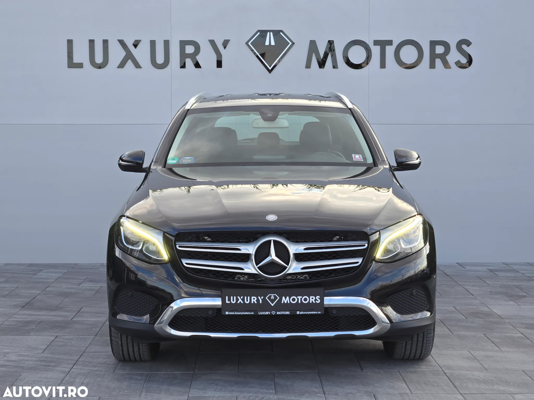 Mercedes-Benz GLC 220 d 4Matic 9G-TRONIC Exclusive - 3