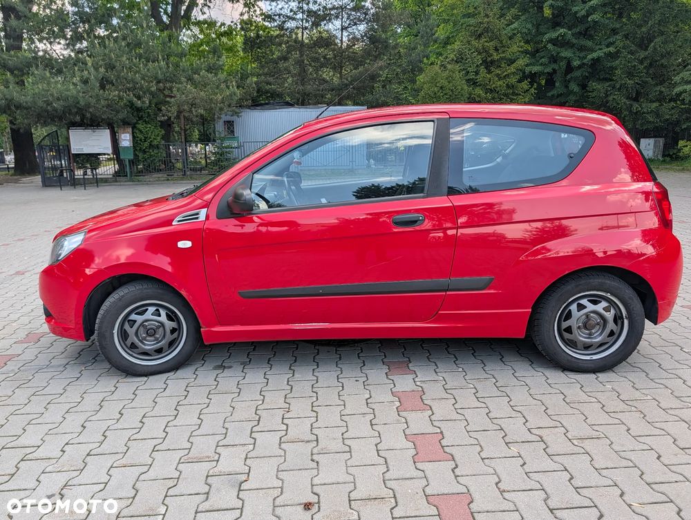 Chevrolet Aveo 1.2 16V Base - 8