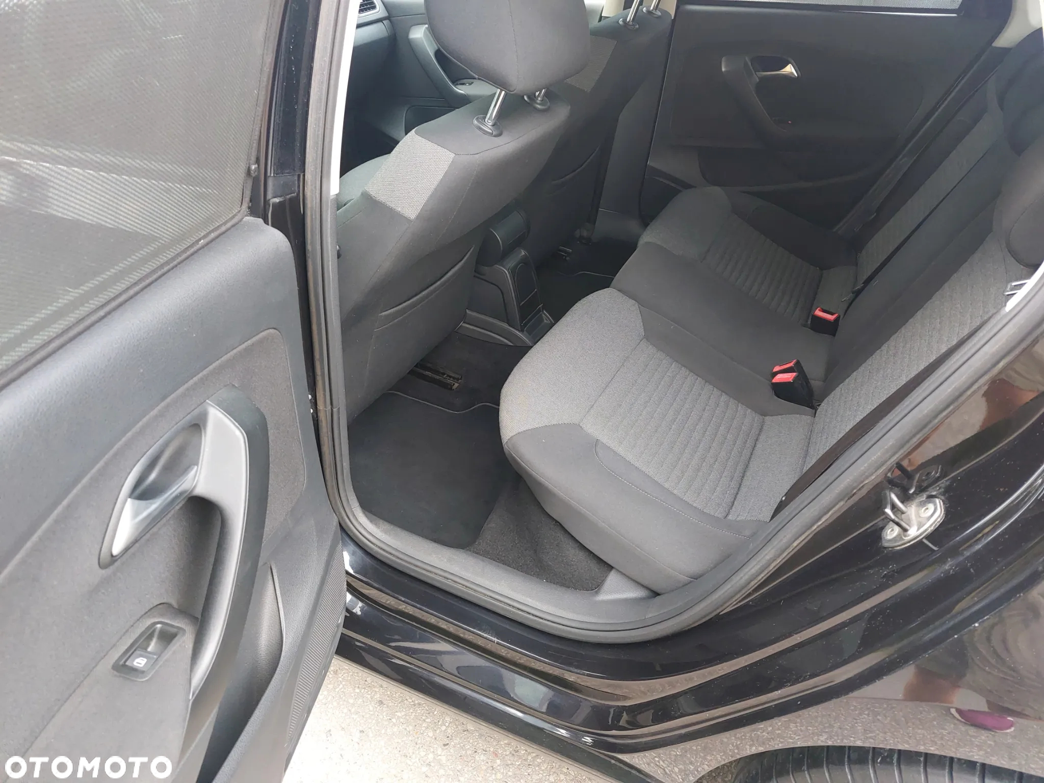 Volkswagen Polo 1.4 16V Comfortline - 19
