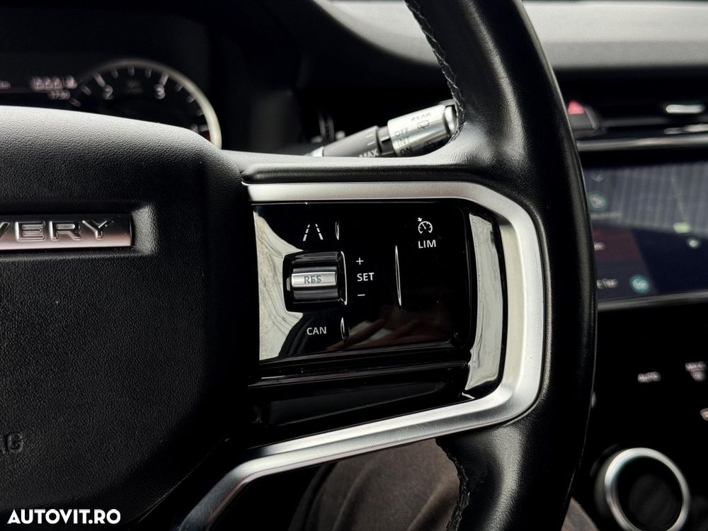 Land Rover Discovery Sport - 11