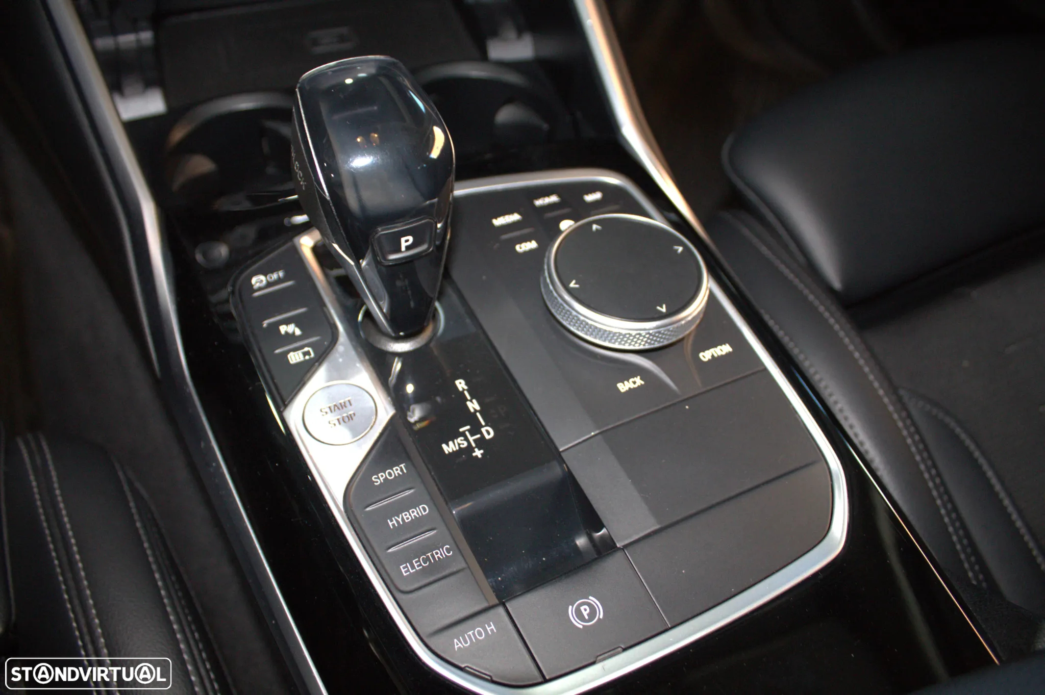 BMW 330 e Auto - 14