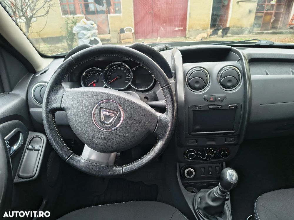 Dacia Duster 1.5 dCi 4x4 Laureate - 4