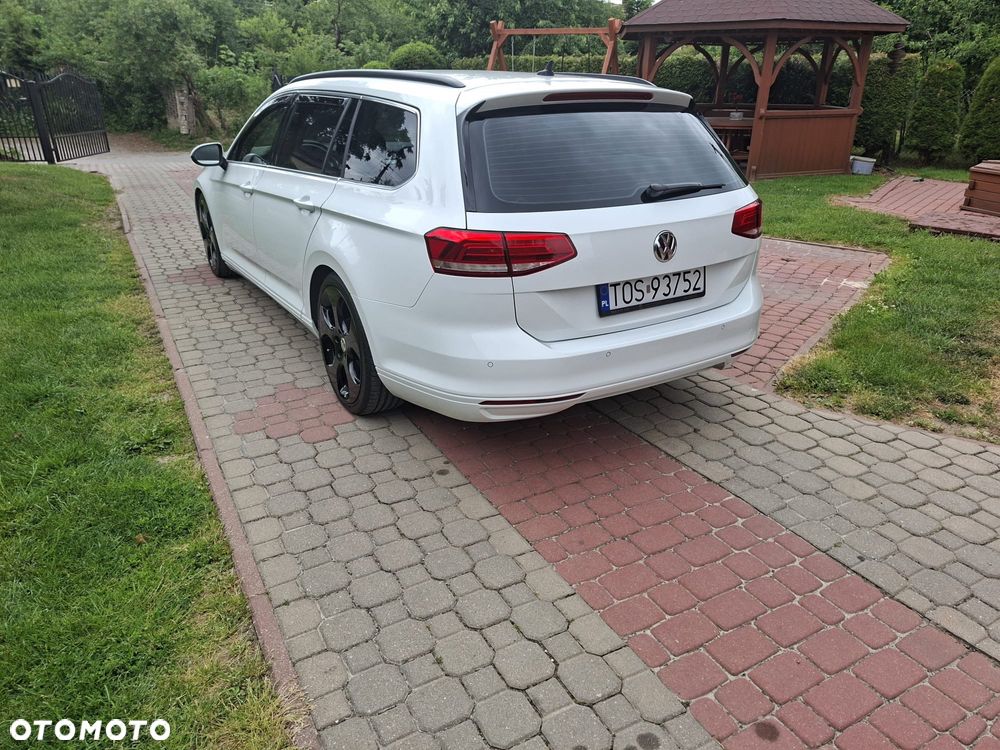 Volkswagen Passat - 8