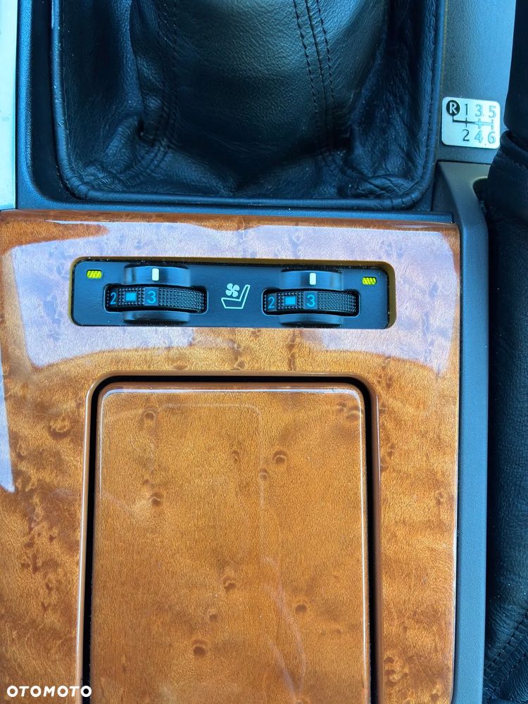 Lexus IS 220 D Prestige - 18