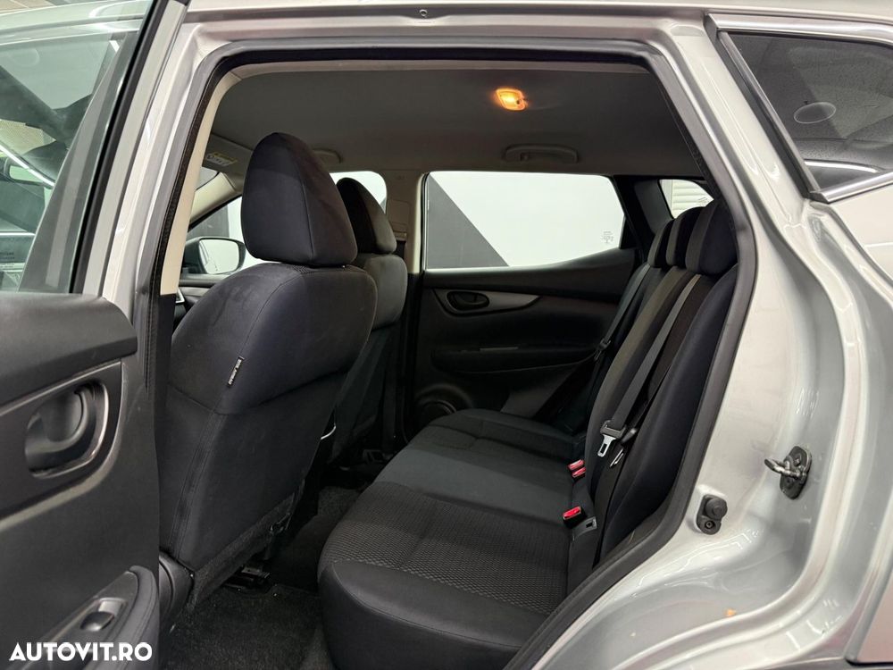 Nissan Qashqai 1.2 DIG-T N-Vision - 13