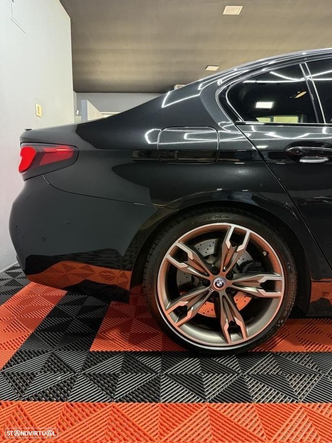BMW M550d xDrive Auto - 34