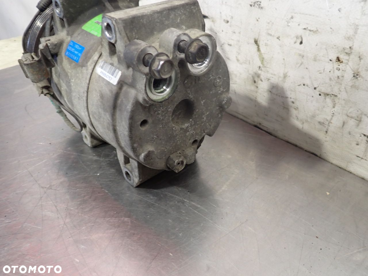 SPRĘŻARKA KLIMATYZACJI VOLVO S80 2.4 8684287 - 3