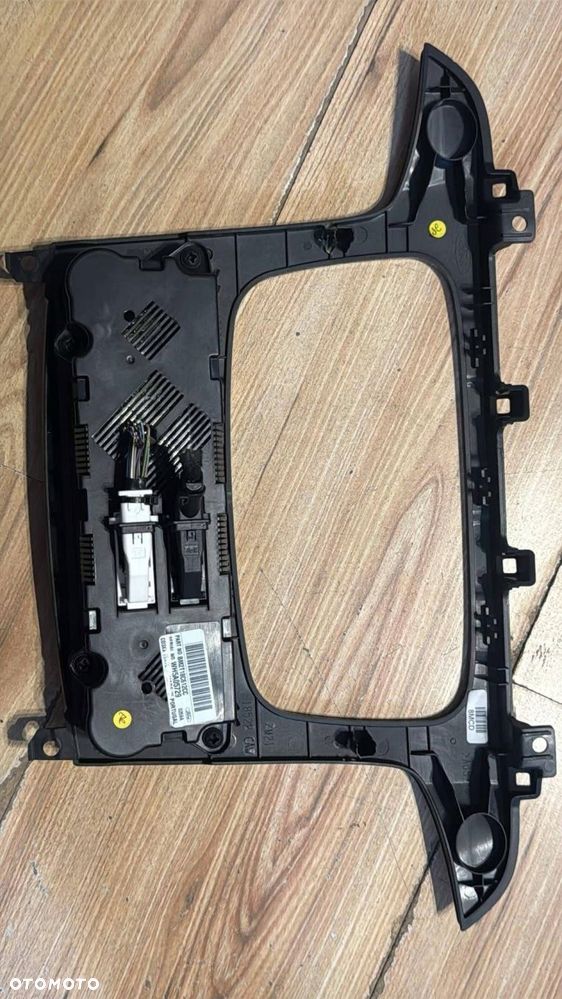 ramka radia z panelem klimatyzacji ford s-max mk1 lift - 2