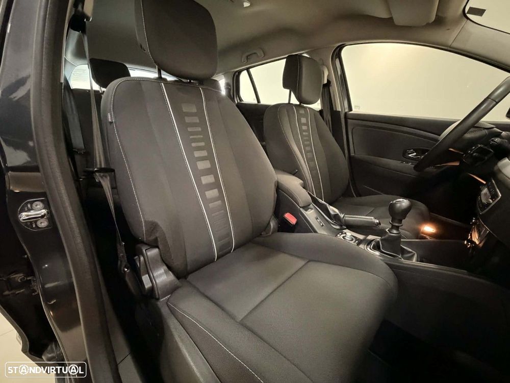 Renault Mégane Sport Tourer 1.5 dCi Dynamique SS - 11