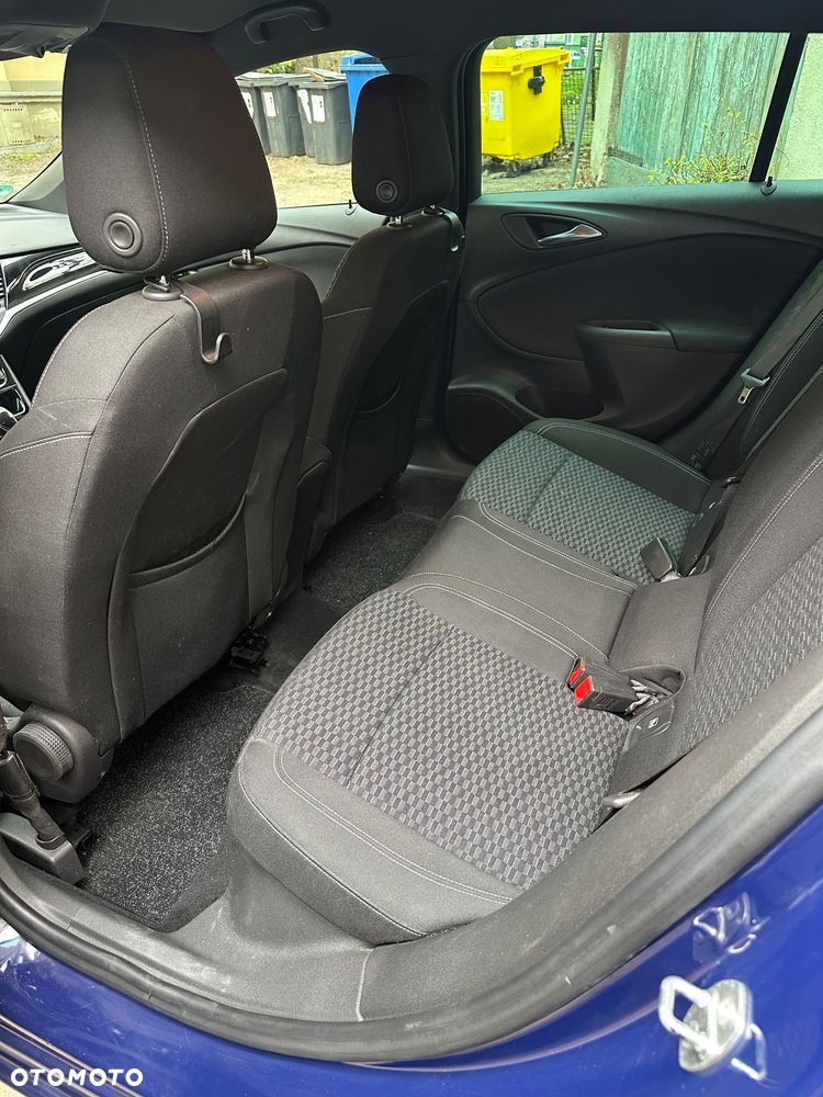 Opel Astra 1.4 T Dynamic S&S - 10