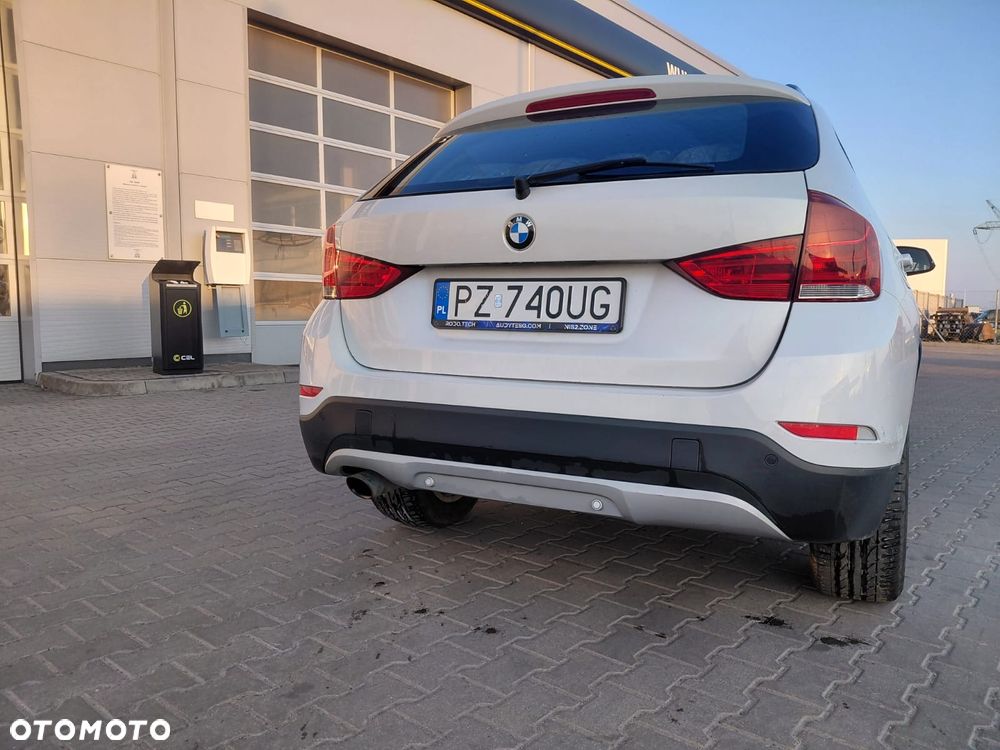 BMW X1 xDrive18d - 10
