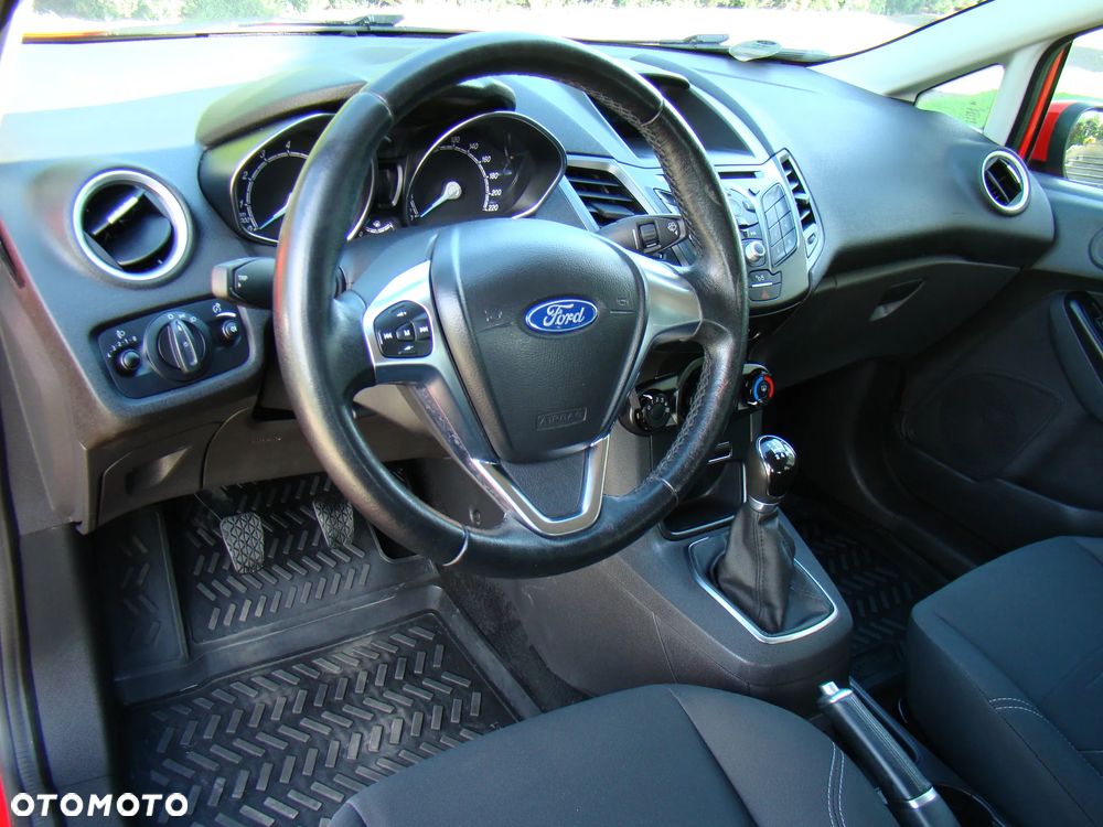 Ford Fiesta - 17