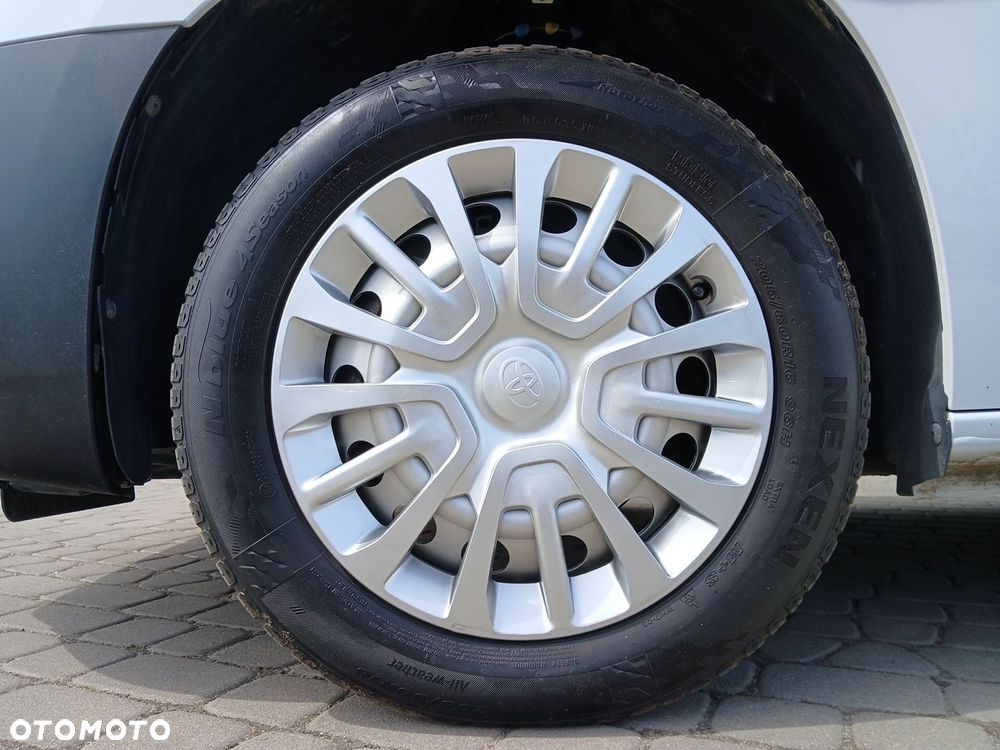 Toyota PROACE CITY - 41