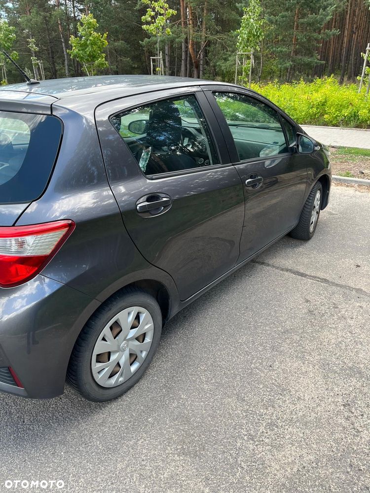 Toyota Yaris - 5