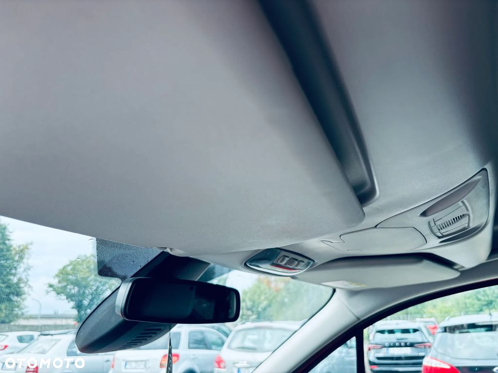 Ford Tourneo Connect 1.5TDCi Trend - 20