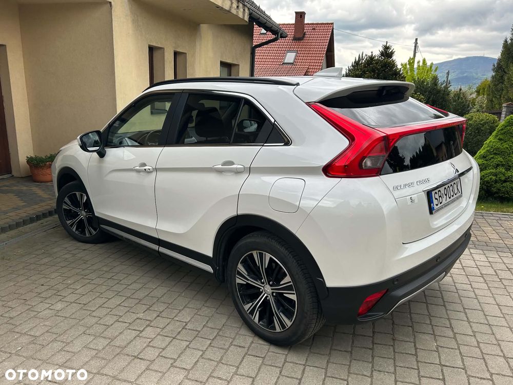 Mitsubishi Eclipse Cross 1.5 T GPF Intense Pro CVT 4WD - 3