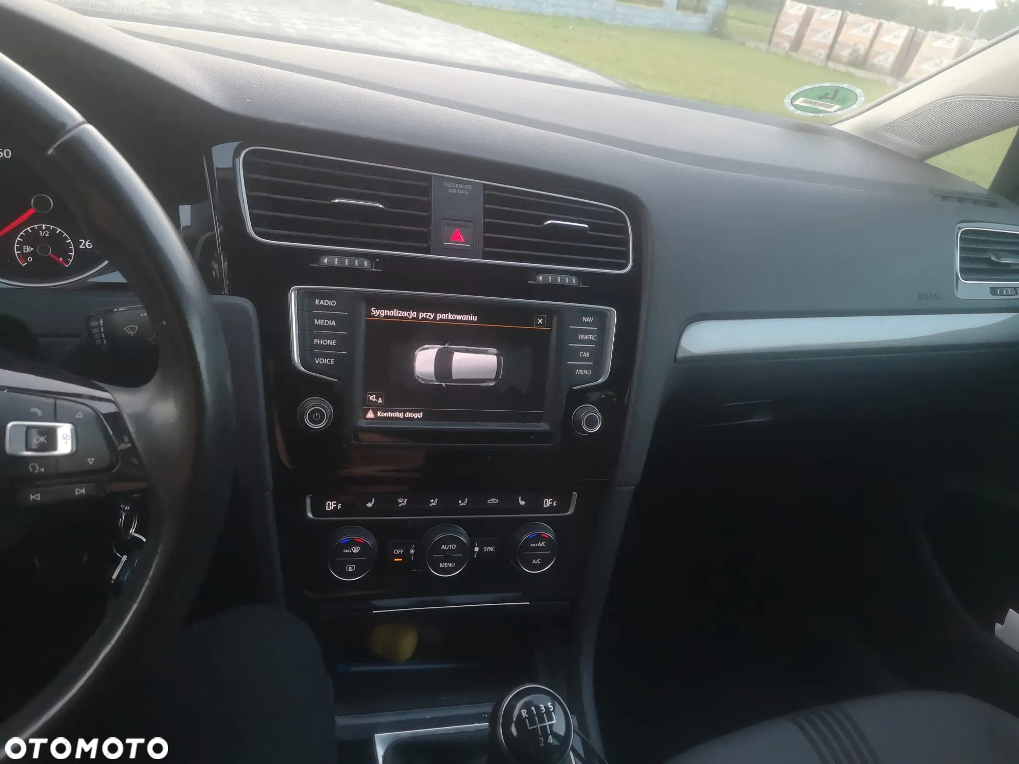 Volkswagen Golf VII 1.6 TDI BlueMotion Trendline - 9