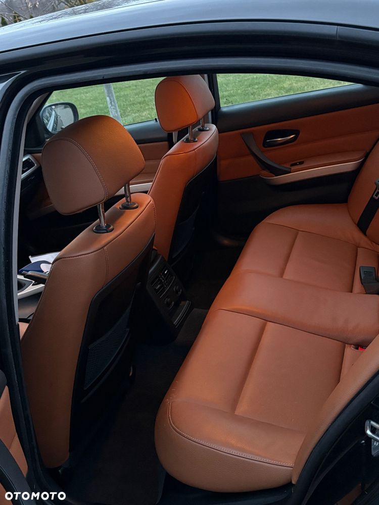 BMW Seria 3 318i - 7