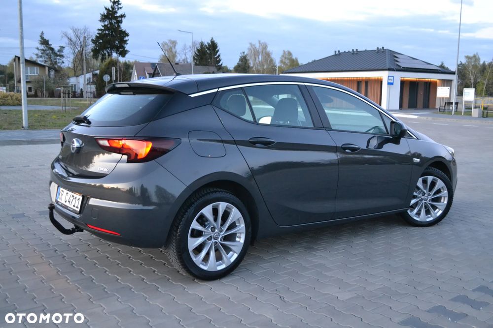 Opel Astra - 4