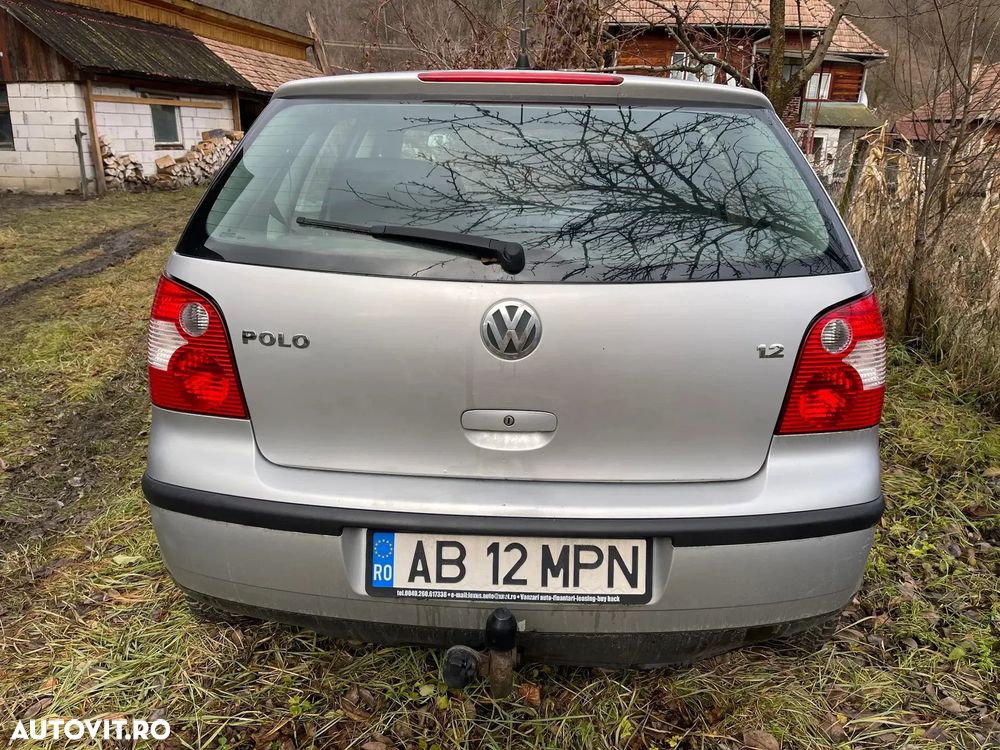 Volkswagen Polo 1.2 Attractive - 2