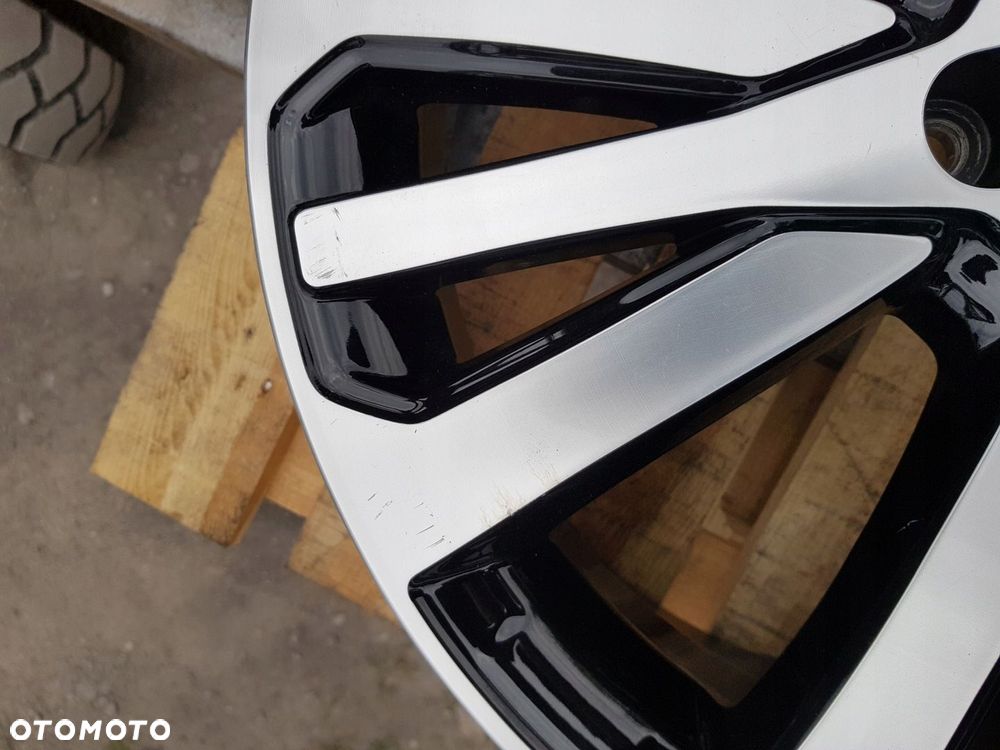 ALUFELGA 403002877R RENAULT KADJAR 7.0 x 19 5X114.3 ET40 - 6