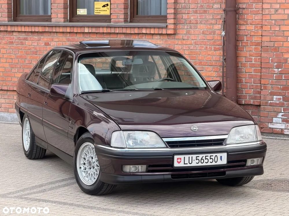 Opel Omega 2.6i CD Diamond - 11