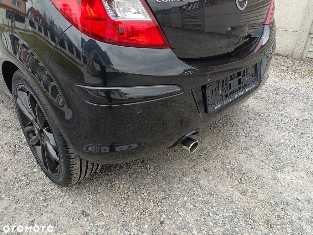 Opel Corsa 1.4 16V Color Edition - 26