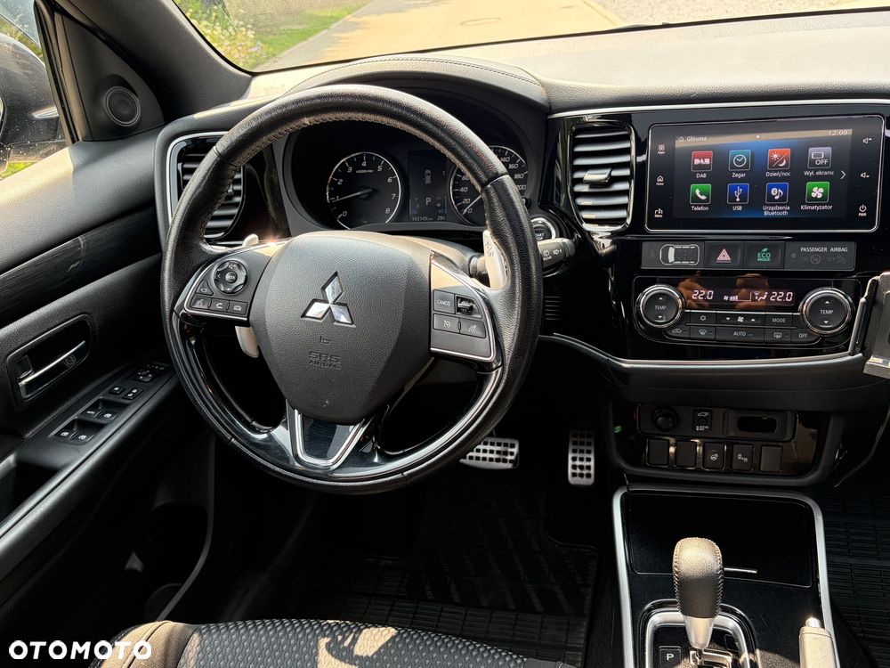 Mitsubishi Outlander 2.0 2WD CVT Diamant+ - 15