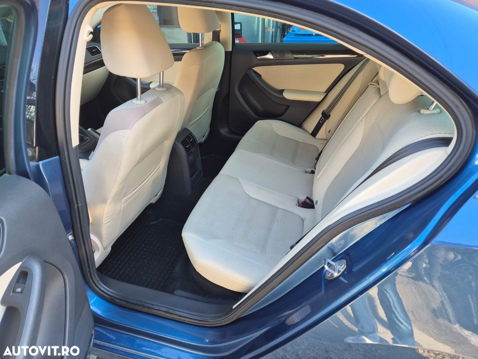 Volkswagen Jetta 1.2 TSI Trendline - 14