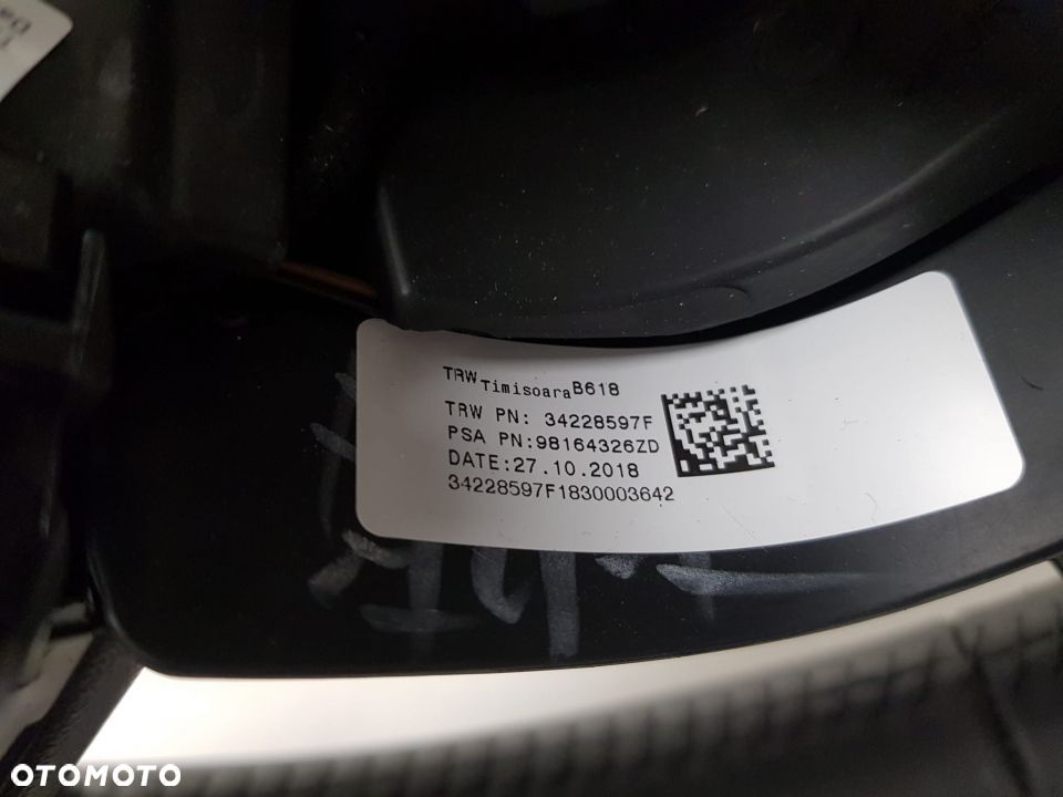 KIEROWNICA MULTIFUNKCYJNA SKÓRA SKÓRZANA CITROEN C3 III 98164326ZD 16- - 6