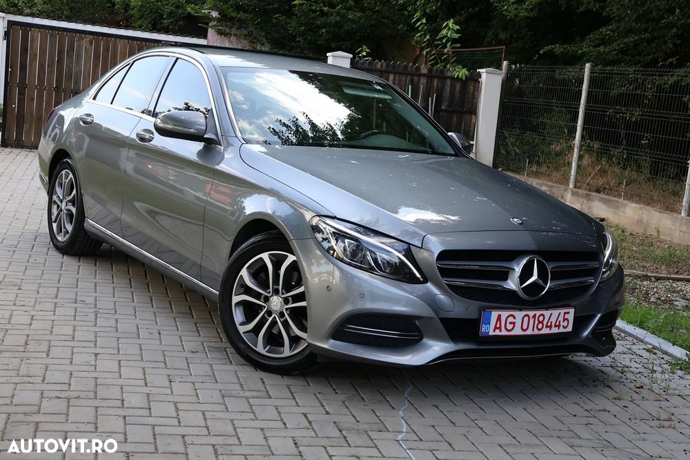 Mercedes-Benz C 220 CDI DPF BlueEFFICIENCY 7G-TRONIC Avantgarde Edition - 3