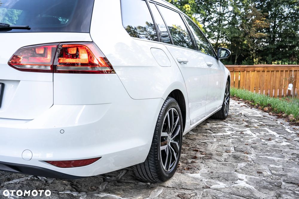 Volkswagen Golf Variant 1.4 TSI BlueMotion Technology DSG Highline - 16