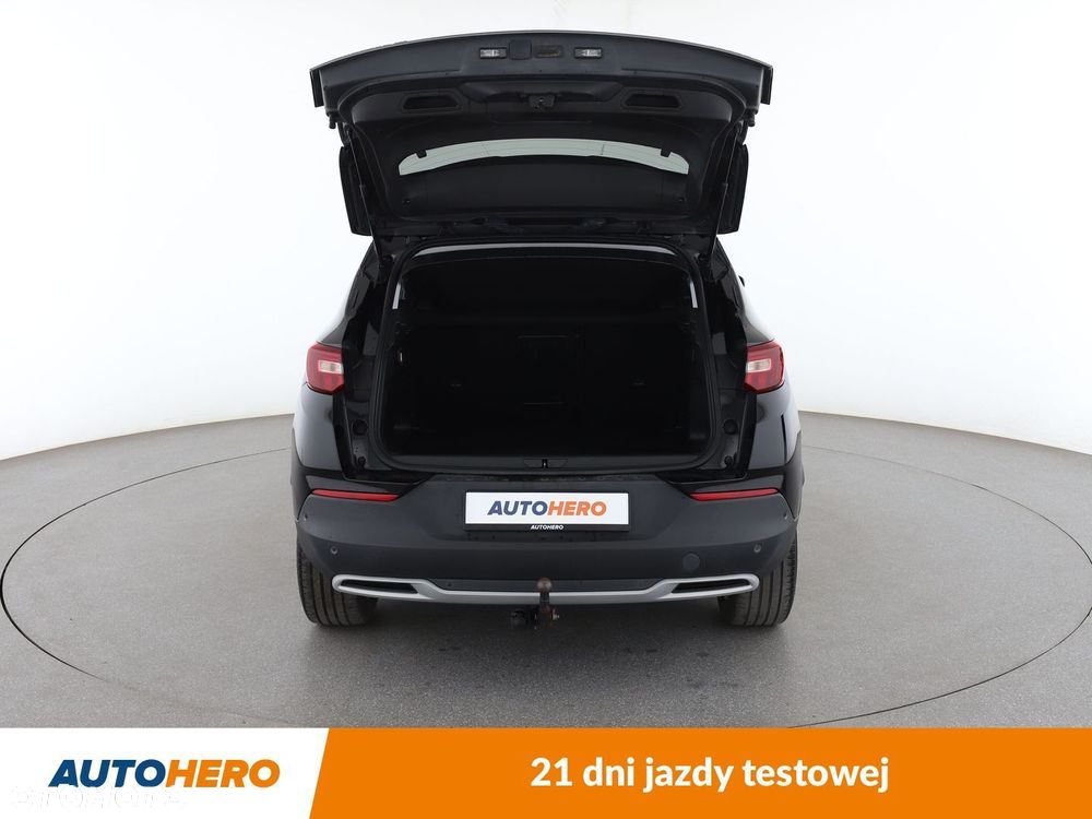 Opel Grandland X - 16