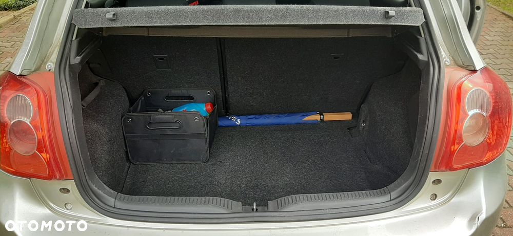 Toyota Auris 1.6 VVT-i Prestige - 9