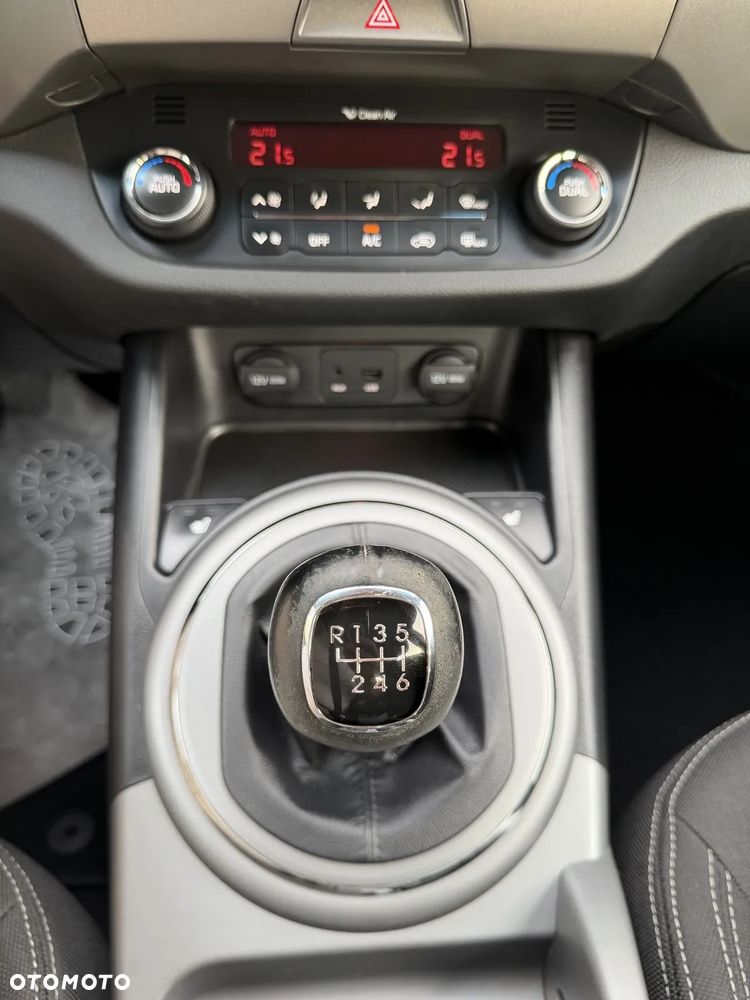 Kia Sportage 1.6 GDI L 2WD - 28