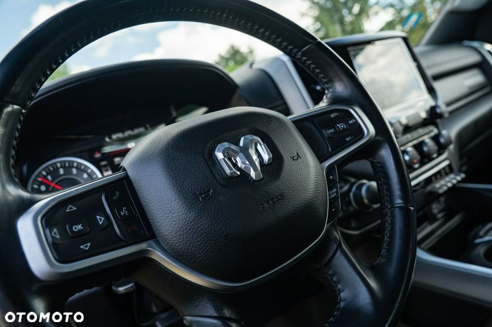 RAM 1500 - 18