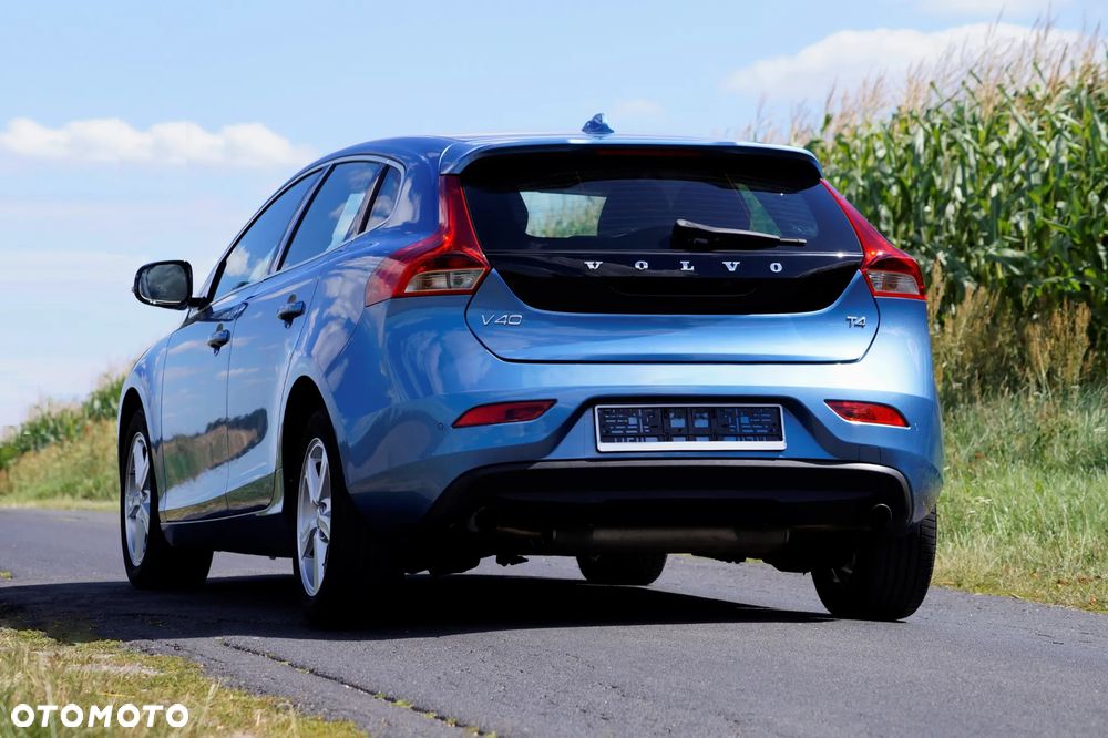 Volvo V40 - 11