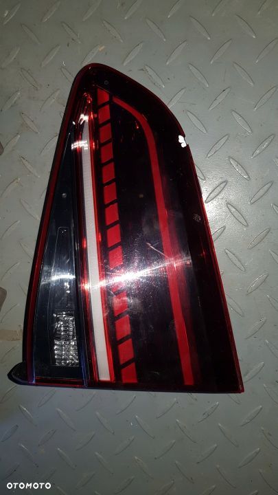 VW Golf VII GTI R-LINE Lampa Tylna - 1