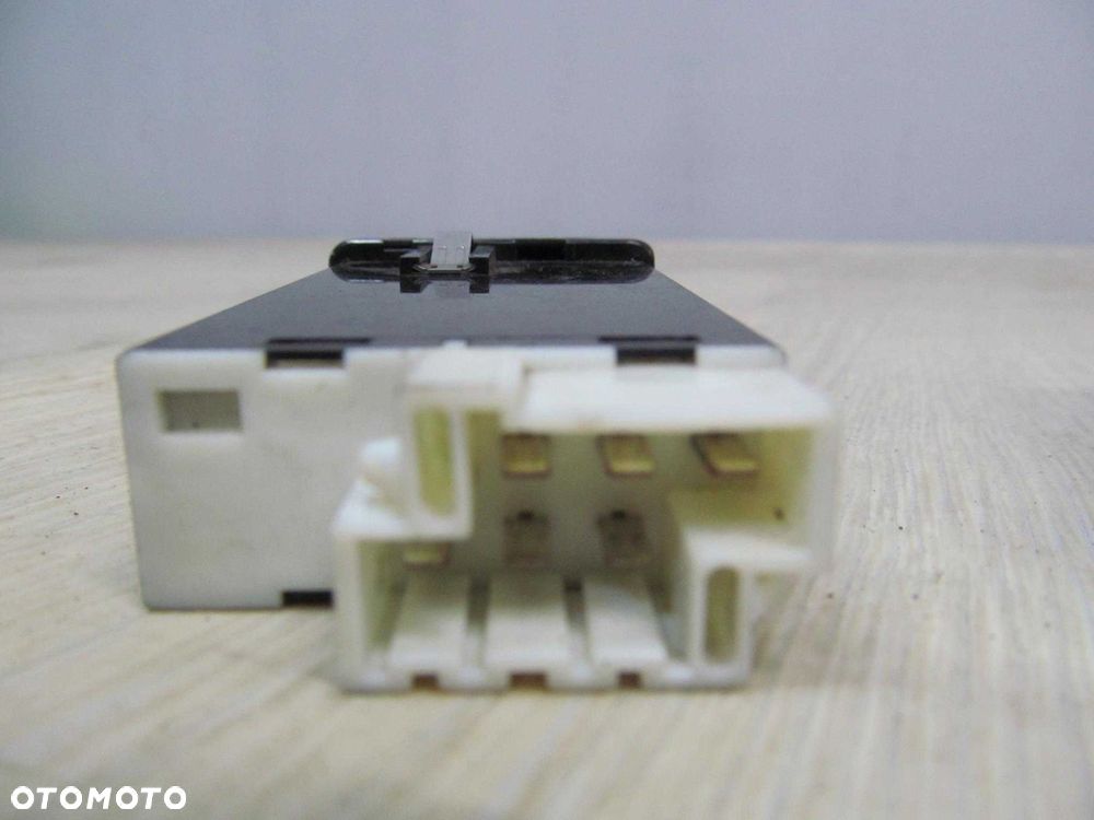 VOLVO V70 PRZELACZNIK REGULACJI SWIATEL 6849861 - 2