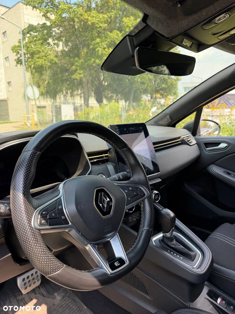 Renault Clio - 10