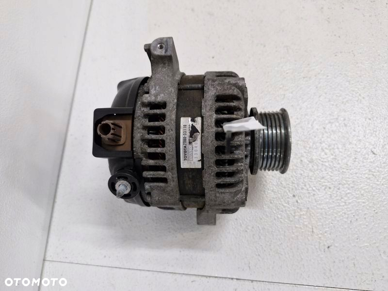 TOYOTA YARIS 3 III AURIS II TREZIA VERSO S 1.4 D D4D ALTERNATOR 27060-33110 - 2