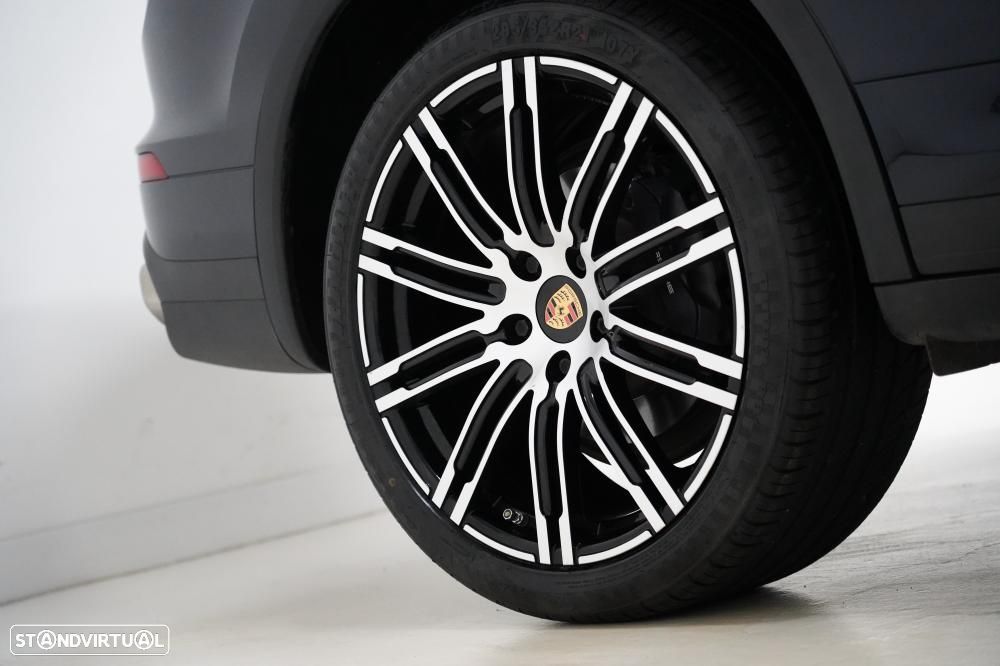 Porsche Cayenne Tiptronic - 15