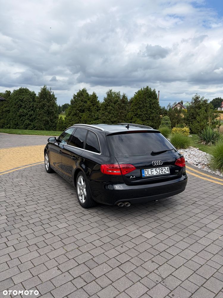 Audi A4 Avant 2.0 TDI - 4