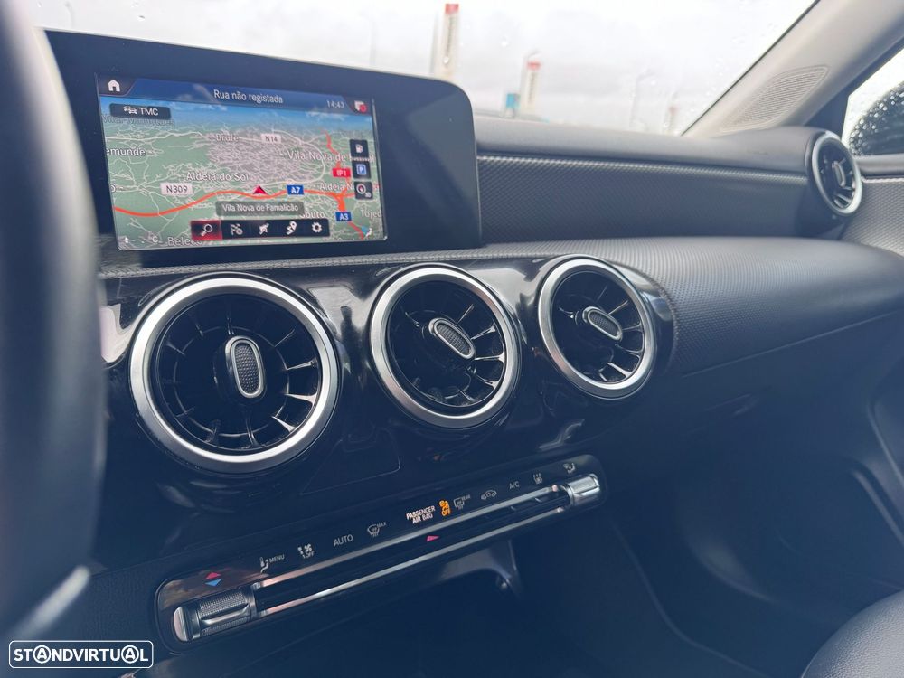 Mercedes-Benz A 250 e - 14