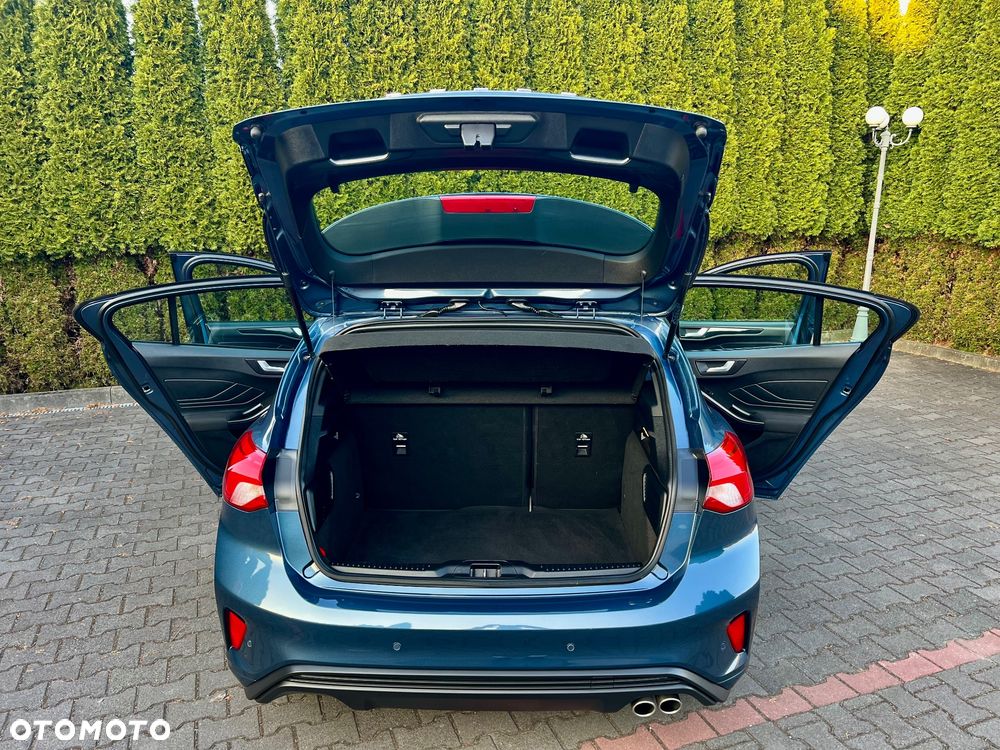 Ford Focus 1.5 EcoBlue Start-Stopp-System ST-LINE STYLE - 13