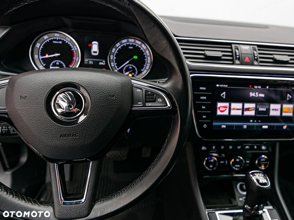 Skoda Superb 2.0 TSI 4x4 L&K DSG - 17