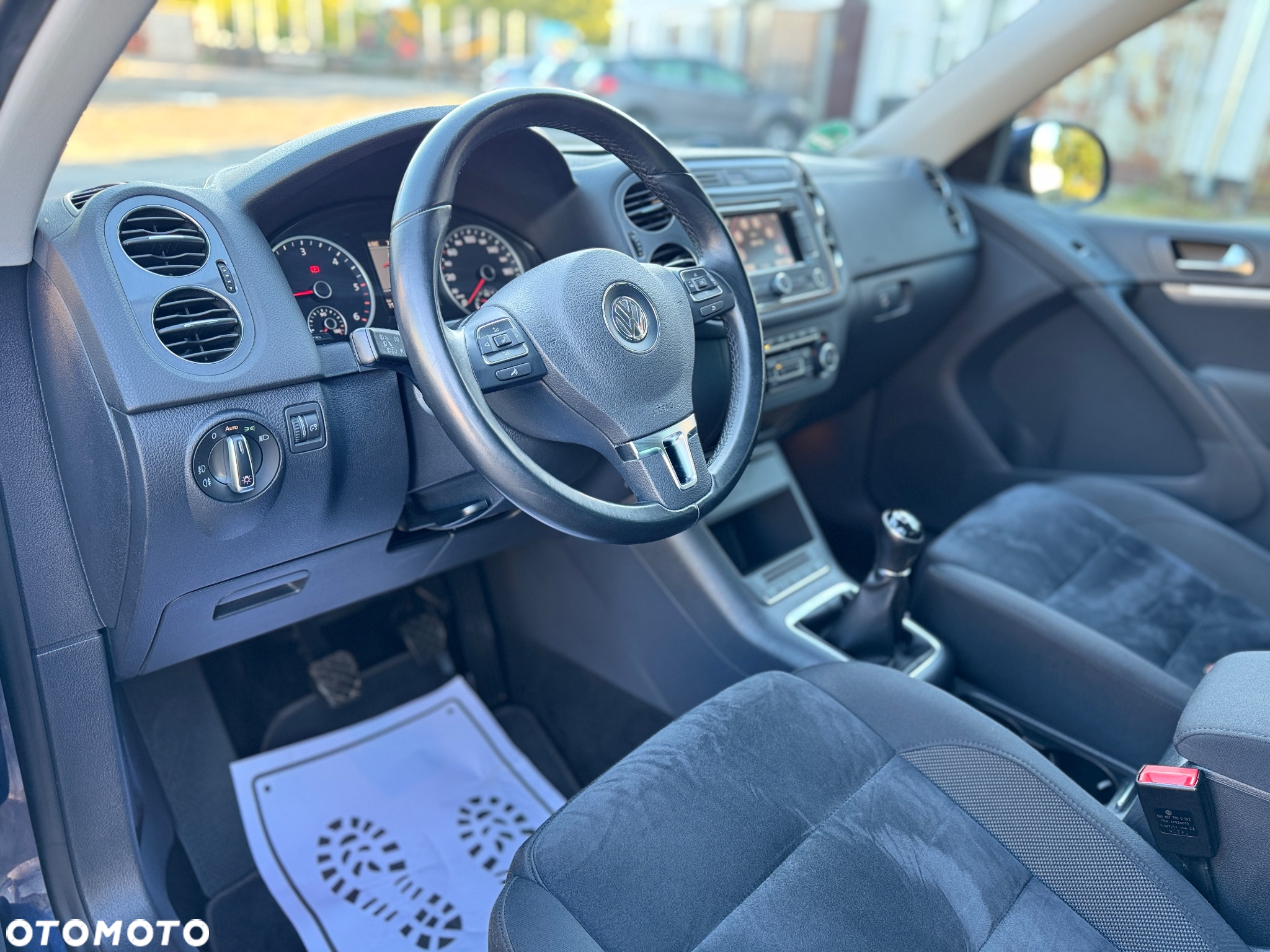 Volkswagen Tiguan - 13