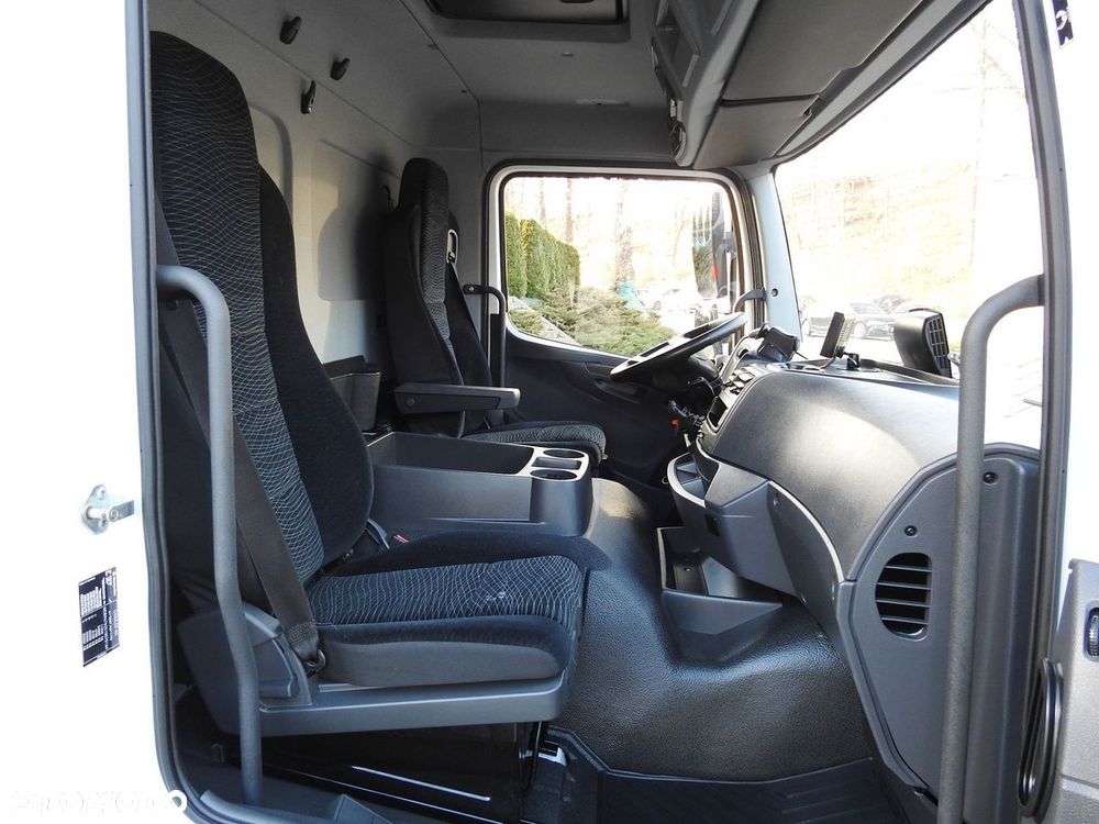 Mercedes-Benz ATEGO 12.24 KONTENER CHŁODNIA -10*C WINDA 16 PALET FUNKCJA GRZANIA ZASILANIE 230V WEBASTO KLIMATYZACJA TEMPOMAT LEDY PNEUMATYKA AUTOMAT BLIŹNIACZE KOŁA  240 - 36