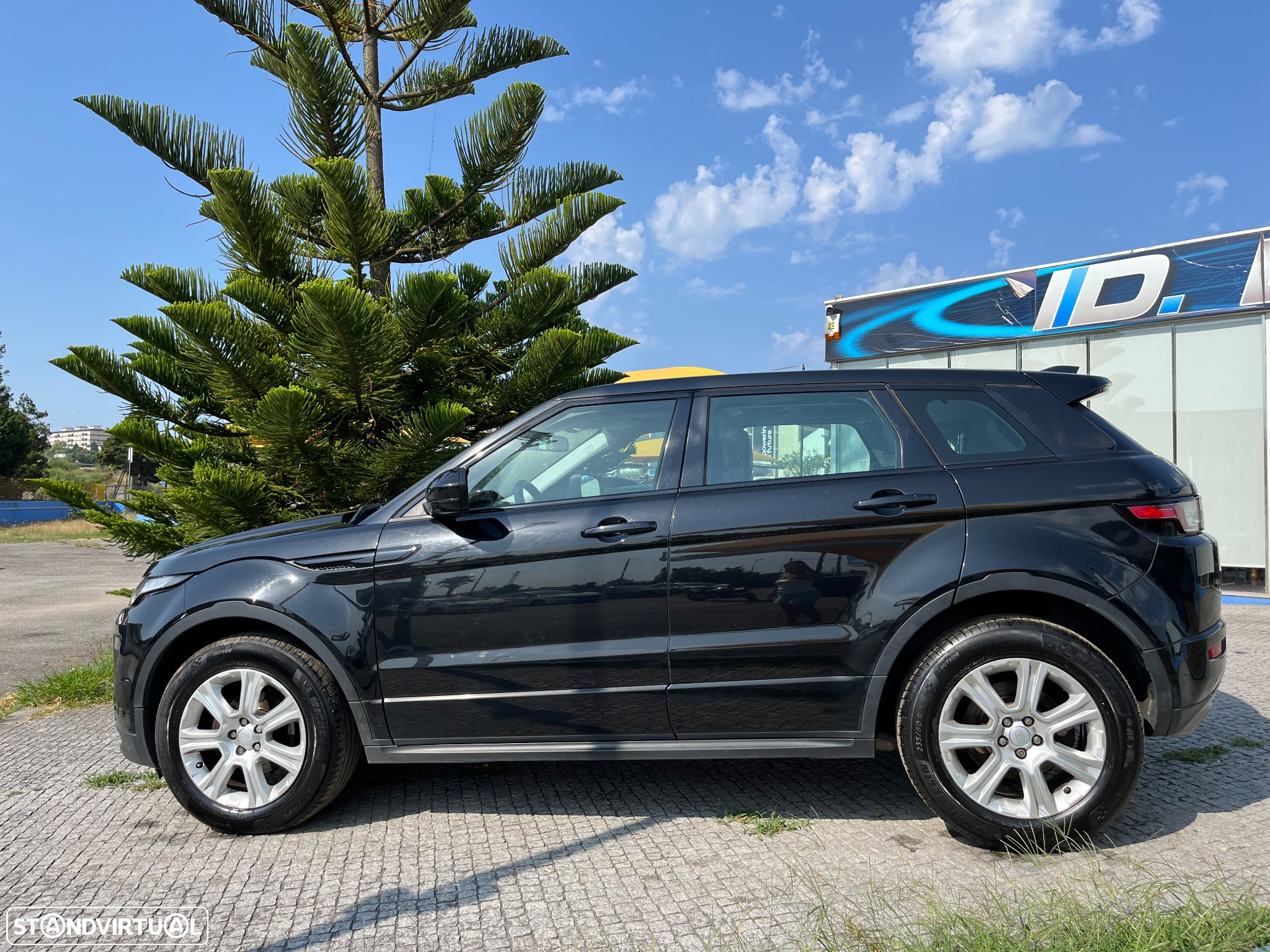 Land Rover Range Rover Evoque 2.0 TD4 SE Dynamic - 14