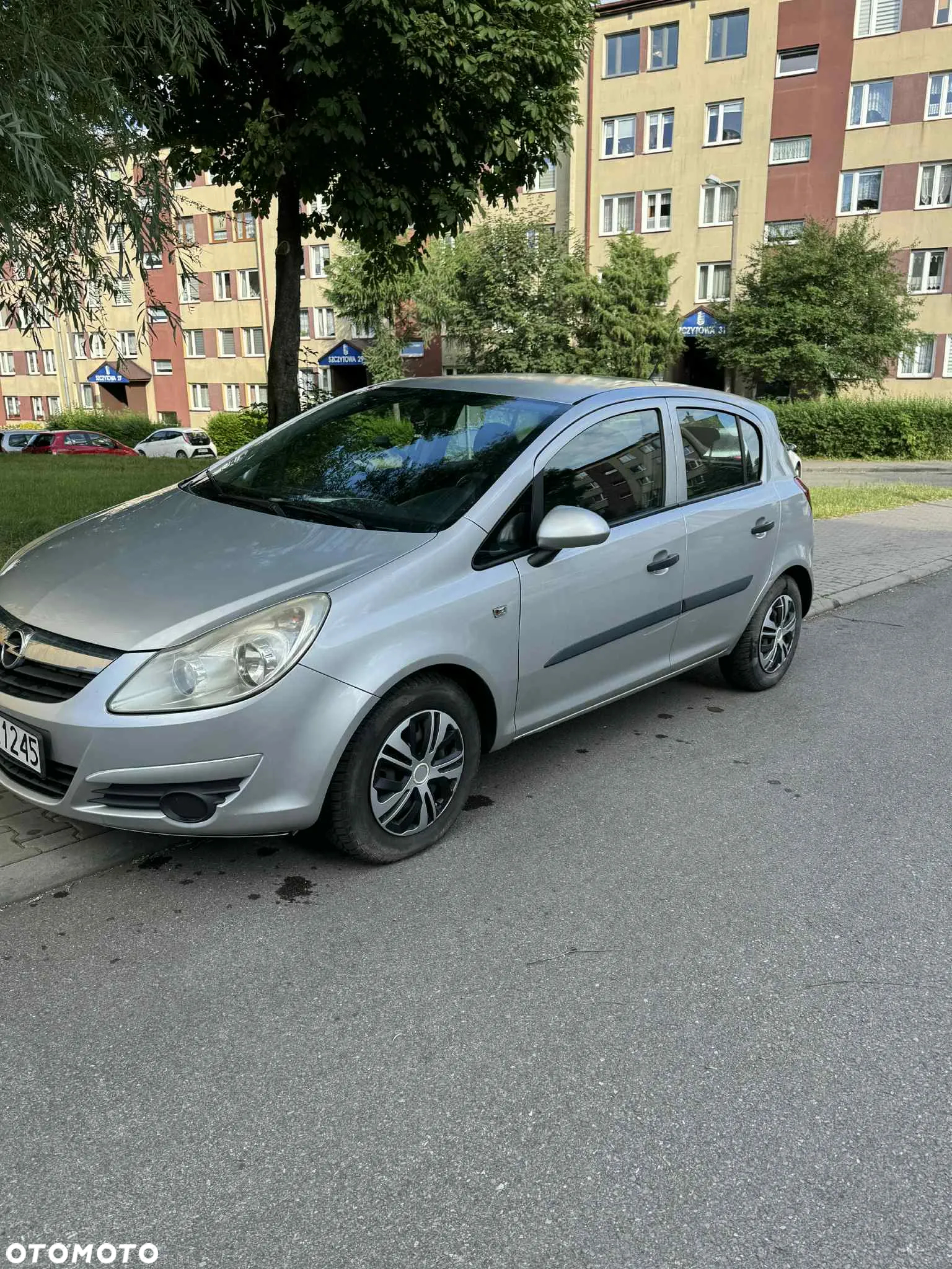 Opel Corsa 1.2 16V Cosmo - 2
